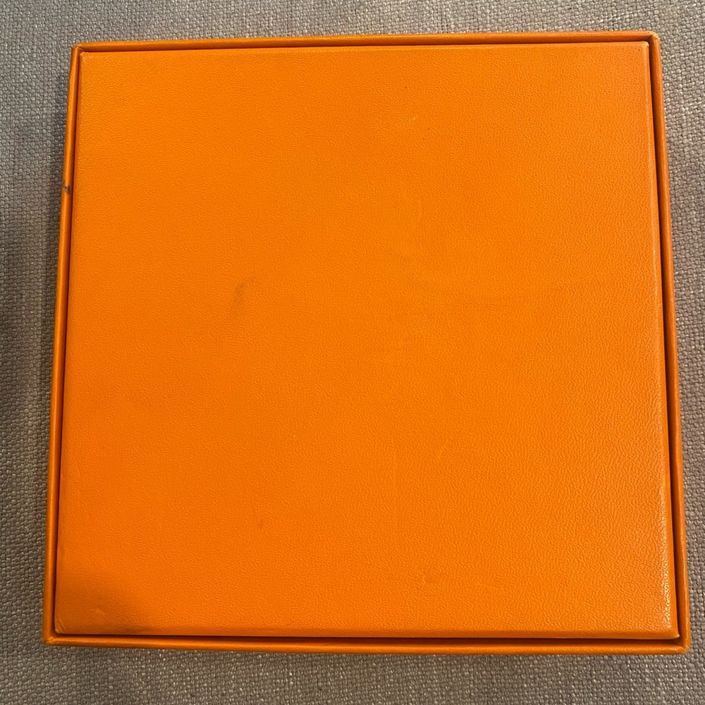 Hermes Box - Picture 2 of 3